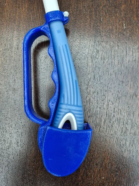Tay cầm hỗ trợ chải tóc (Hair brush gripper) - Image 1