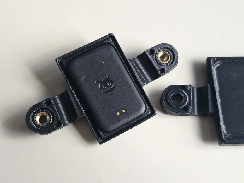 Giá đỡ Pebblebee Tag gắn dưới yên xe đạp - Image 1