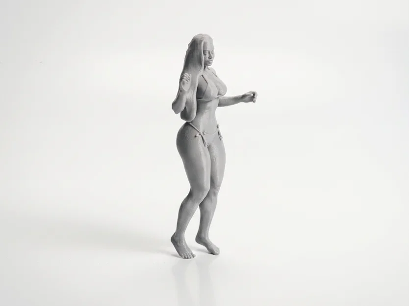 Mô hình nữ nhân vật vẫy tay mặc Bikini 3D - Image 1