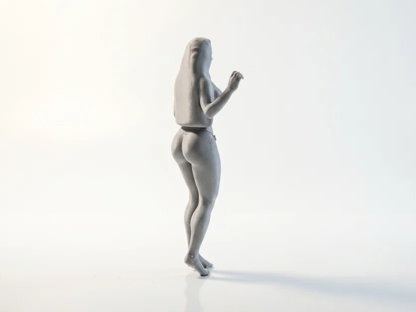 Mô hình nữ nhân vật vẫy tay mặc Bikini 3D - Image 2