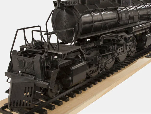 Mô hình đầu máy hơi nước Union Pacific Big Boy - Image 2