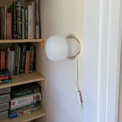Giá treo tường cho đèn nấm IKEA Tokabo