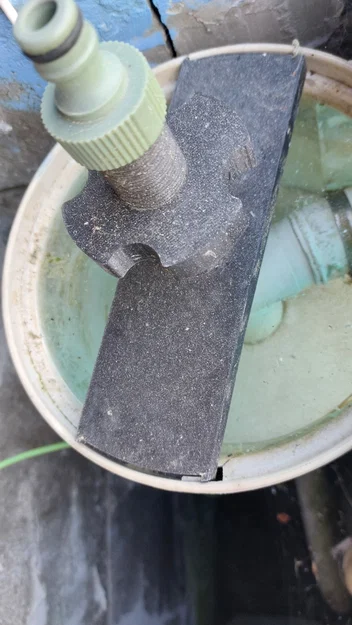 Bộ giữ nắp skimmer hồ bơi - Tích hợp cổng cấp nước (Dành cho dòng AZURO) - Image 1
