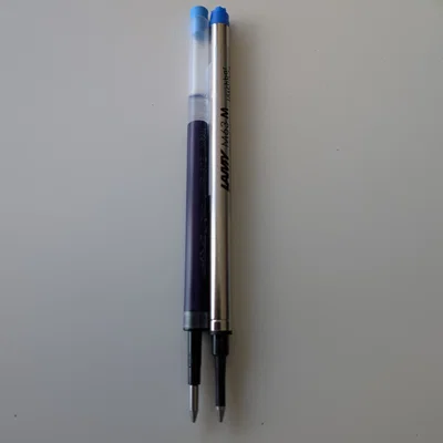 Adapter 3D điều chỉnh ruột bút Uni-ball cho Lamy Safari