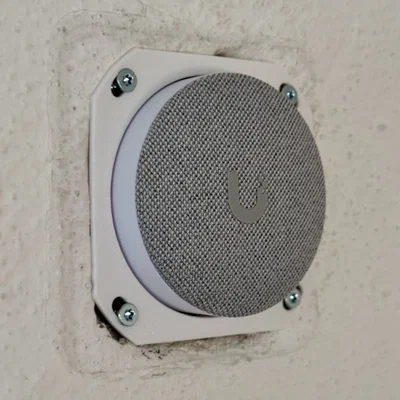 Giá đỡ Unifi PoE Smart Chime cho ổ cắm âm tường