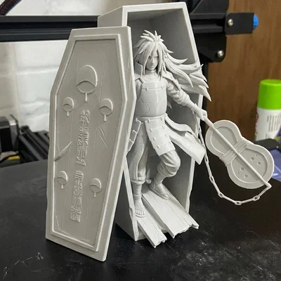 Mô hình 3D Madara Uchiha trong quan tài cực chất cho fan Naruto
