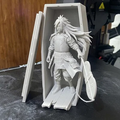 Mô hình 3D Madara Uchiha trong quan tài cực chất cho fan Naruto