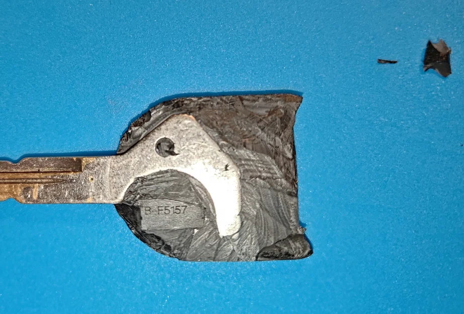 Sửa chìa khóa Ford - Tự chịu rủi ro! - Image 3