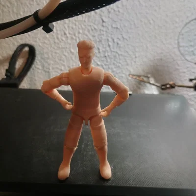 Mô hình Action Figure Invincible - In nguyên khối (Print In Place) - Có khớp nối