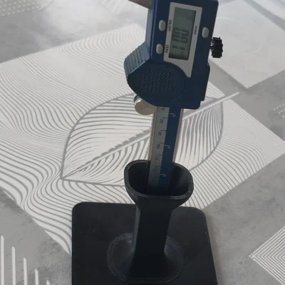 Giá đỡ đứng để bàn cho thước kẹp Vernier (Caliper stand)