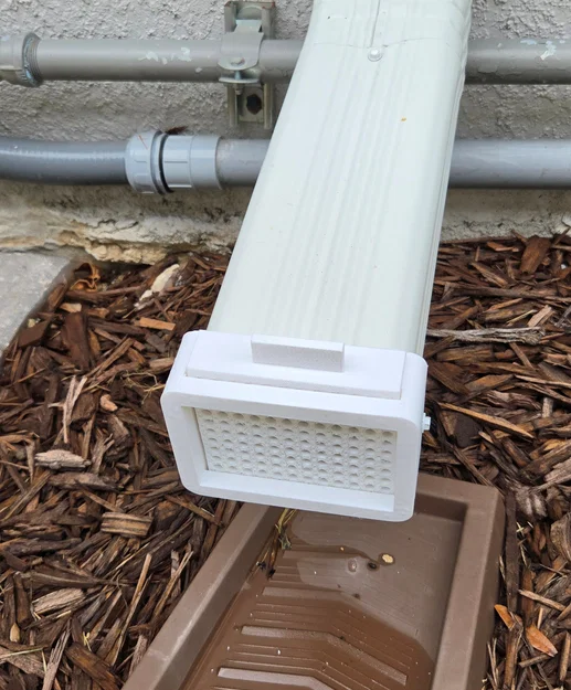 Lưới lọc và nắp đậy cho ống thoát nước máng xối 3"x4" - Image 1