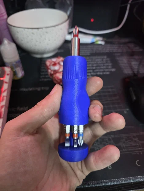 Bản remix tuốc nơ vít LTT stubby (tối ưu in 3D) + đế giữ mũi vít nam châm 20mm - Image 1