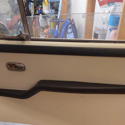 Ốp viền cửa trước cho Volkswagen Type 3
