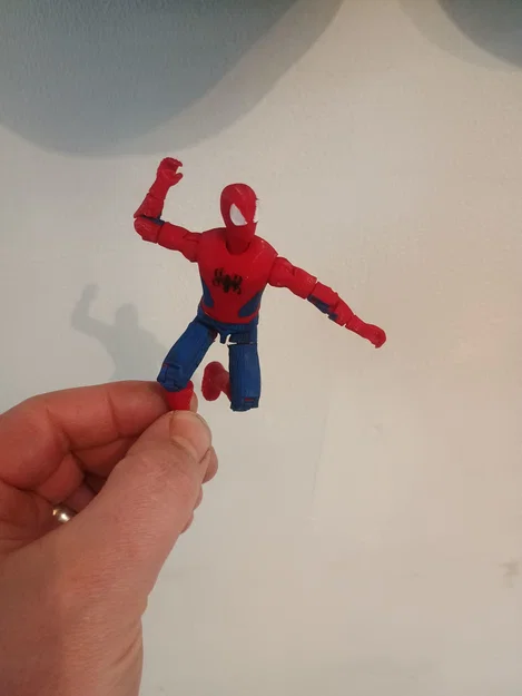 Mô hình Spider-Man hành động - In tại chỗ (Print In Place) - Có khớp cử động - Image 3