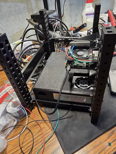 10 Inch Rack USB-C PDU tích hợp quạt làm mát - Image 2