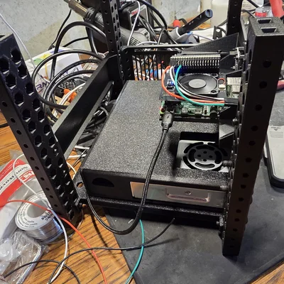 10 Inch Rack USB-C PDU tích hợp quạt làm mát