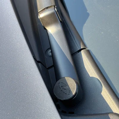 Nắp chụp ốc cần gạt mưa xe Lada Granta