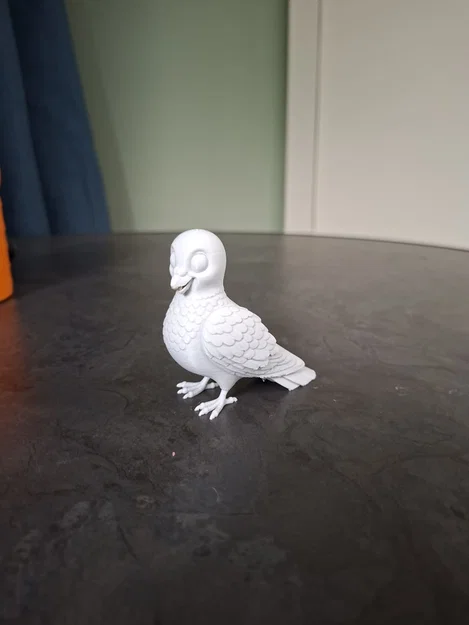 Chú Chim Bồ Câu Nhỏ Hạnh Phúc (Happy Little Pigeon) - Image 1
