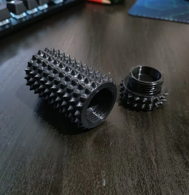 Móc khóa Fidget gai có ngăn chứa bí mật - Đồ chơi giảm stress 3D - Image 1