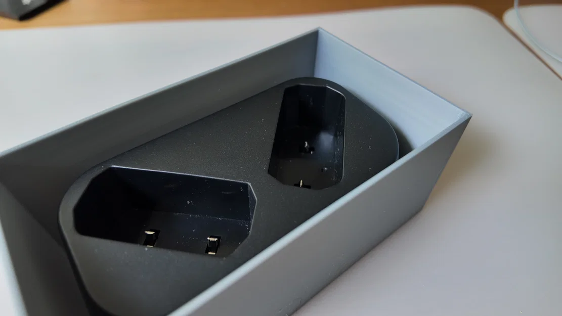 Khay giữ và trạm sạc bộ đàm Evolveo Freetalk W2 in 3D - Image 2
