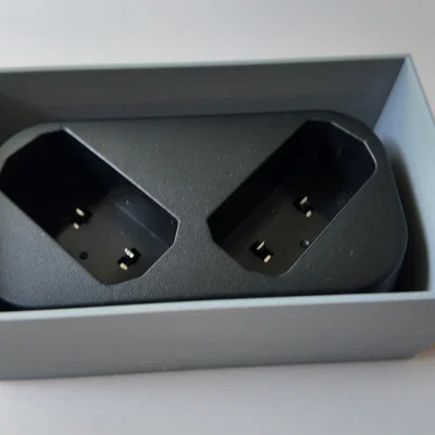 Khay giữ và trạm sạc bộ đàm Evolveo Freetalk W2 in 3D