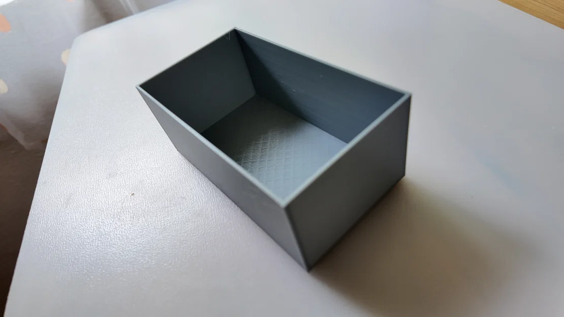 Khay giữ và trạm sạc bộ đàm Evolveo Freetalk W2 in 3D - Image 6