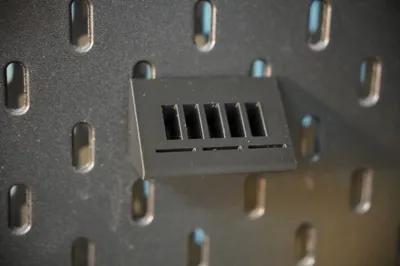 Giá treo USB/thẻ nhớ SD cho bảng IKEA SKÅDIS - Image 2