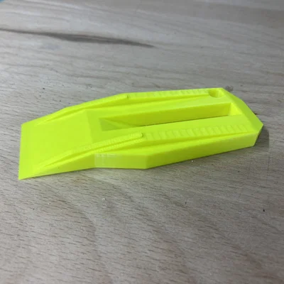 Easy Scraper V1: Dụng cụ cạy vật in 3D an toàn, dễ in