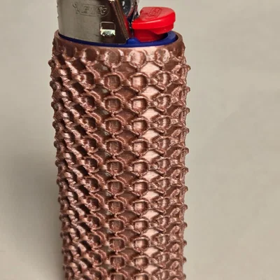 Vỏ bọc bật lửa 3D họa tiết xích giáp phong cách độc đáo