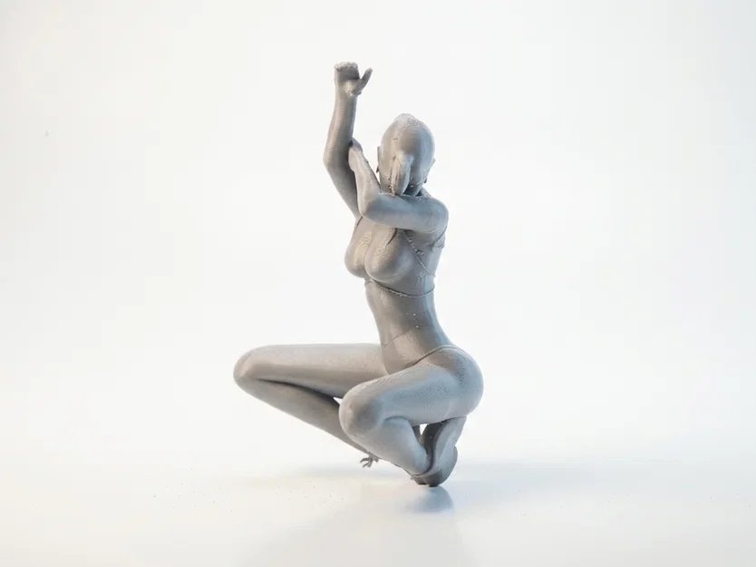 Mô hình nghệ thuật tượng nữ ngồi in 3D - Image 2