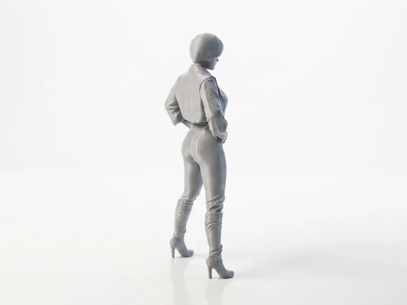 Mô hình tượng nữ nhân vật tóc ngắn in 3D - Image 3