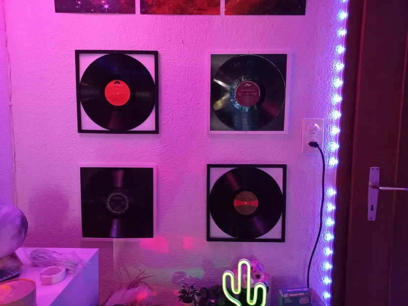 Khung Treo Đĩa Vinyl (Vinyl Frame) - Image 1