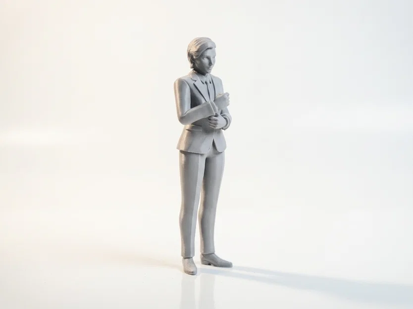 Mô hình 3D Nữ Doanh Nhân Tóc Ngắn Mặc Suit Công Sở - Image 2