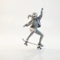 Mô hình 3D Cô gái trượt ván - File in STL - Thumbnail 1