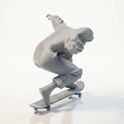 Mô hình nữ vận động viên trượt ván 3D (Skateboard Girl Figurine)