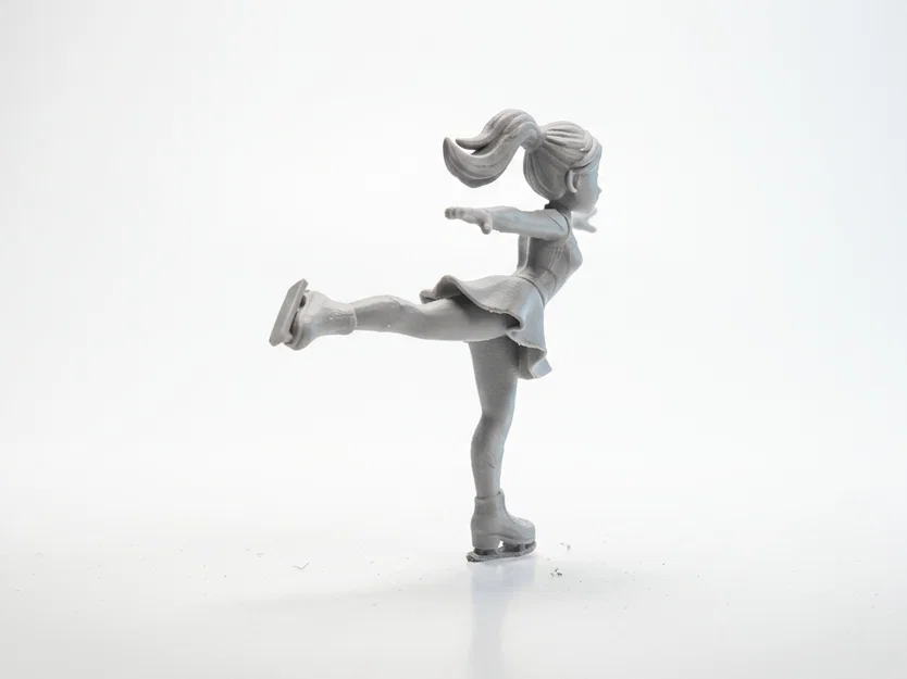 Mô hình 3D cô gái trượt băng nghệ thuật (Skater Girl Ice Skating Figurine) - Image 2