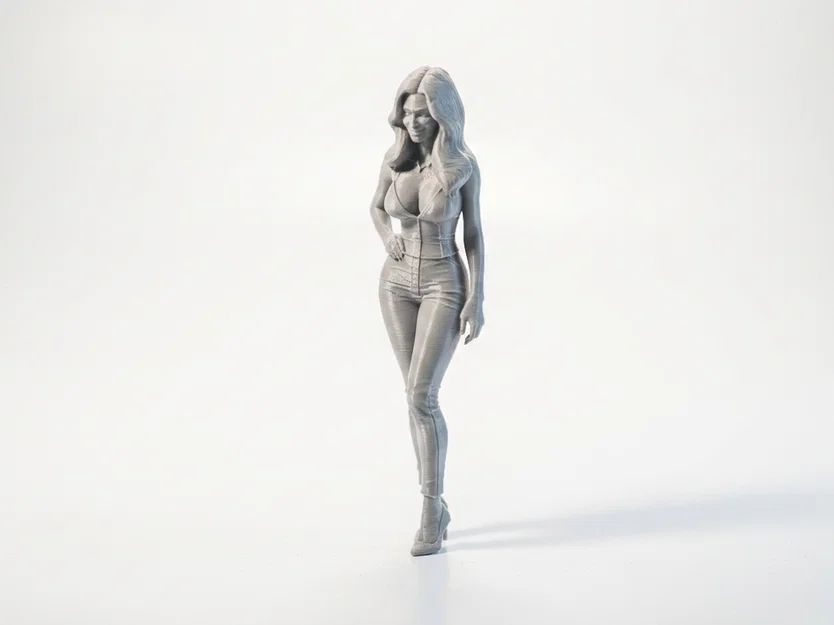 Mô hình tượng nữ Slim Lady mặc Bodysuit in 3D - Image 1
