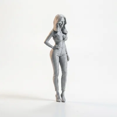 Mô hình tượng nữ Slim Lady mặc Bodysuit in 3D