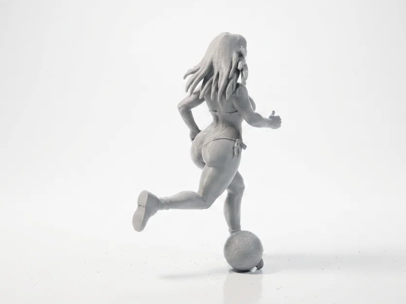 Mô hình 3D Nữ Vận Động Viên Bóng Đá (Soccer Babe) - Image 3