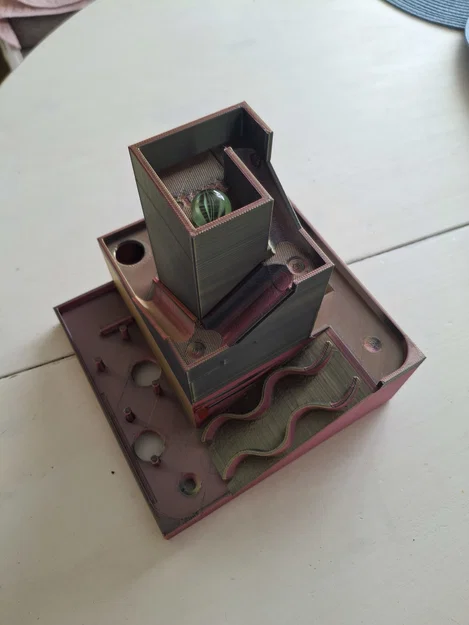 Mê cung bi lăn (Marble run/maze) - Image 1