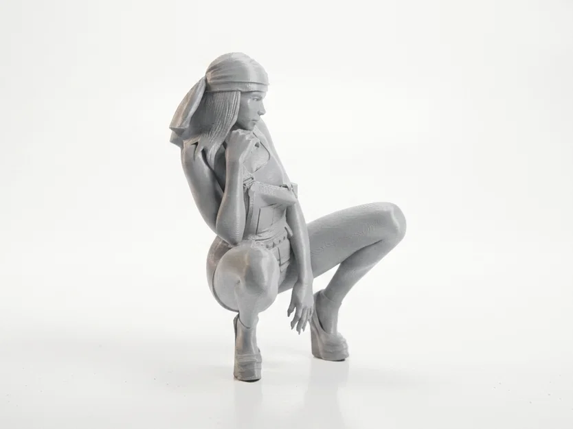 Mô hình tượng nữ ngồi xổm in 3D (Squatting Female Figurine) - Image 2