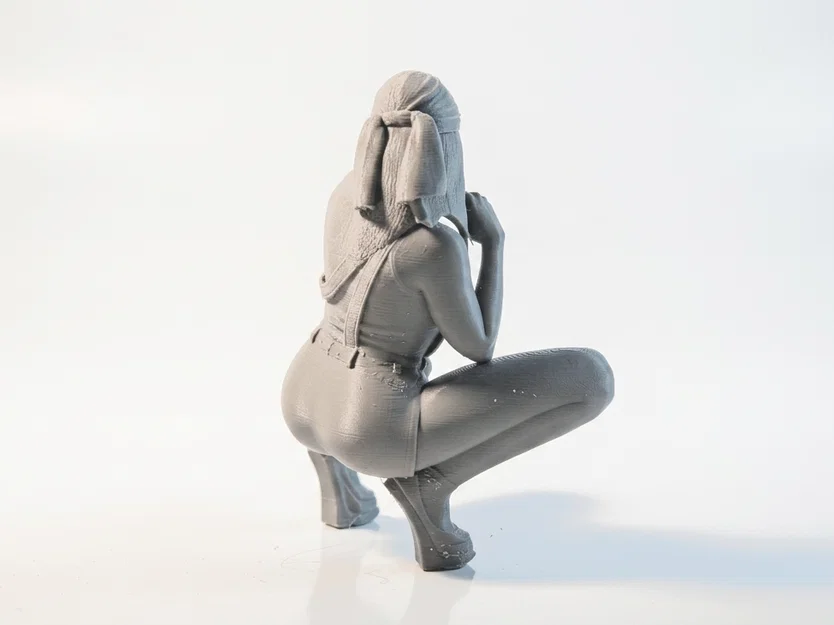 Mô hình tượng nữ ngồi xổm in 3D (Squatting Female Figurine) - Image 3