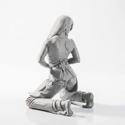 Mô hình Nữ nhân vật Ngồi xổm in 3D (STL)