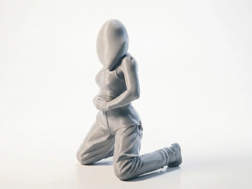 Mô hình Nữ nhân vật Ngồi xổm in 3D (STL) - Image 3