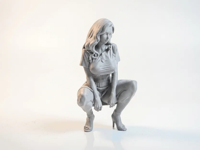 Mô hình 3D tượng nữ giới Squatting Lady - Image 2