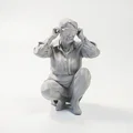 Mô hình 3D bà cụ ngồi suy tư - File in 3D nghệ thuật - Thumbnail 1