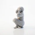 Mô hình 3D bà cụ ngồi suy tư - File in 3D nghệ thuật - Thumbnail 4