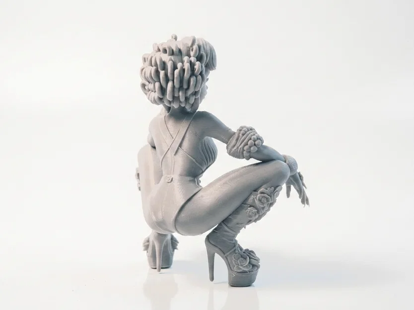 Mô hình tượng nữ ngồi xổm - File in 3D nghệ thuật - Image 3
