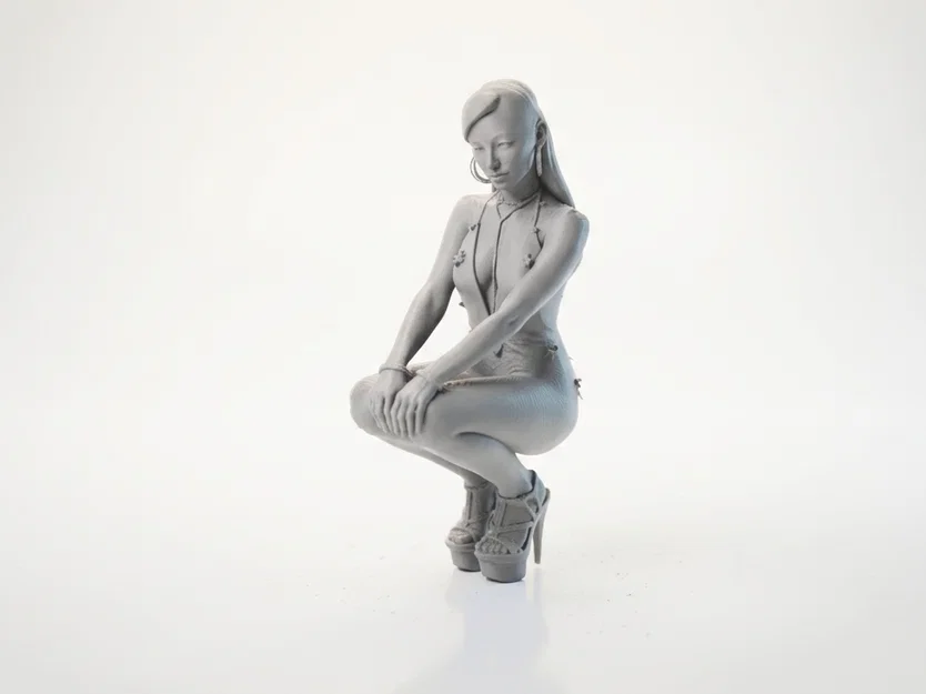 Mô hình tượng cô gái ngồi xổm - File 3D in ấn nghệ thuật - Image 1