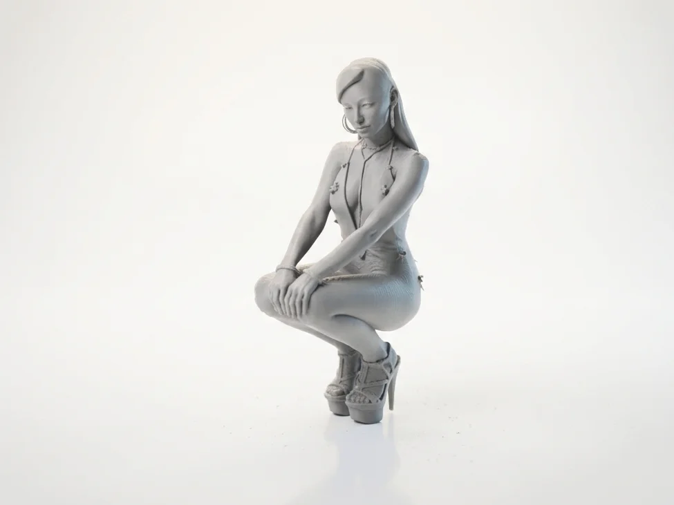 Mô hình tượng cô gái ngồi xổm - File 3D in ấn nghệ thuật 1